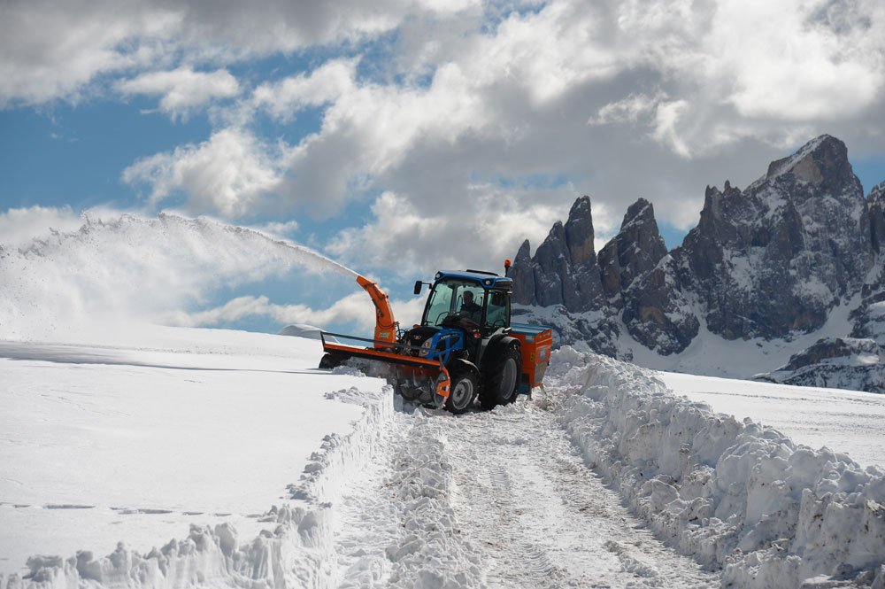 Rex4 Trattori Landini nella neve