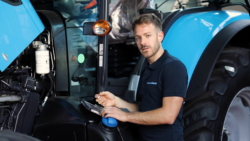 Électronique du tracteur gérée à distance