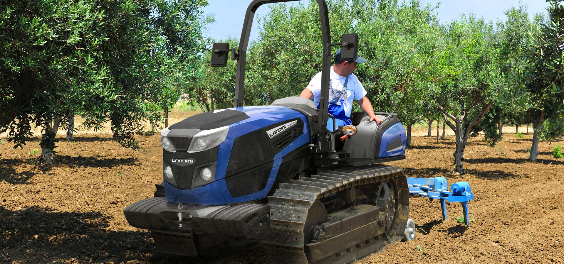 LA_CP05_TREKKER4F_Plat_BlueIcon_Field_Cultivator_001